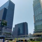 大阪駅前グランピア前